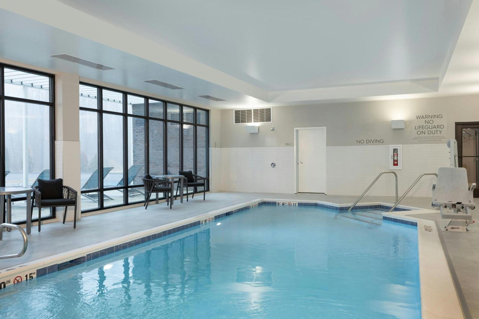 Towneplace Suites By Marriott Hadley Amherst Buitenkant foto