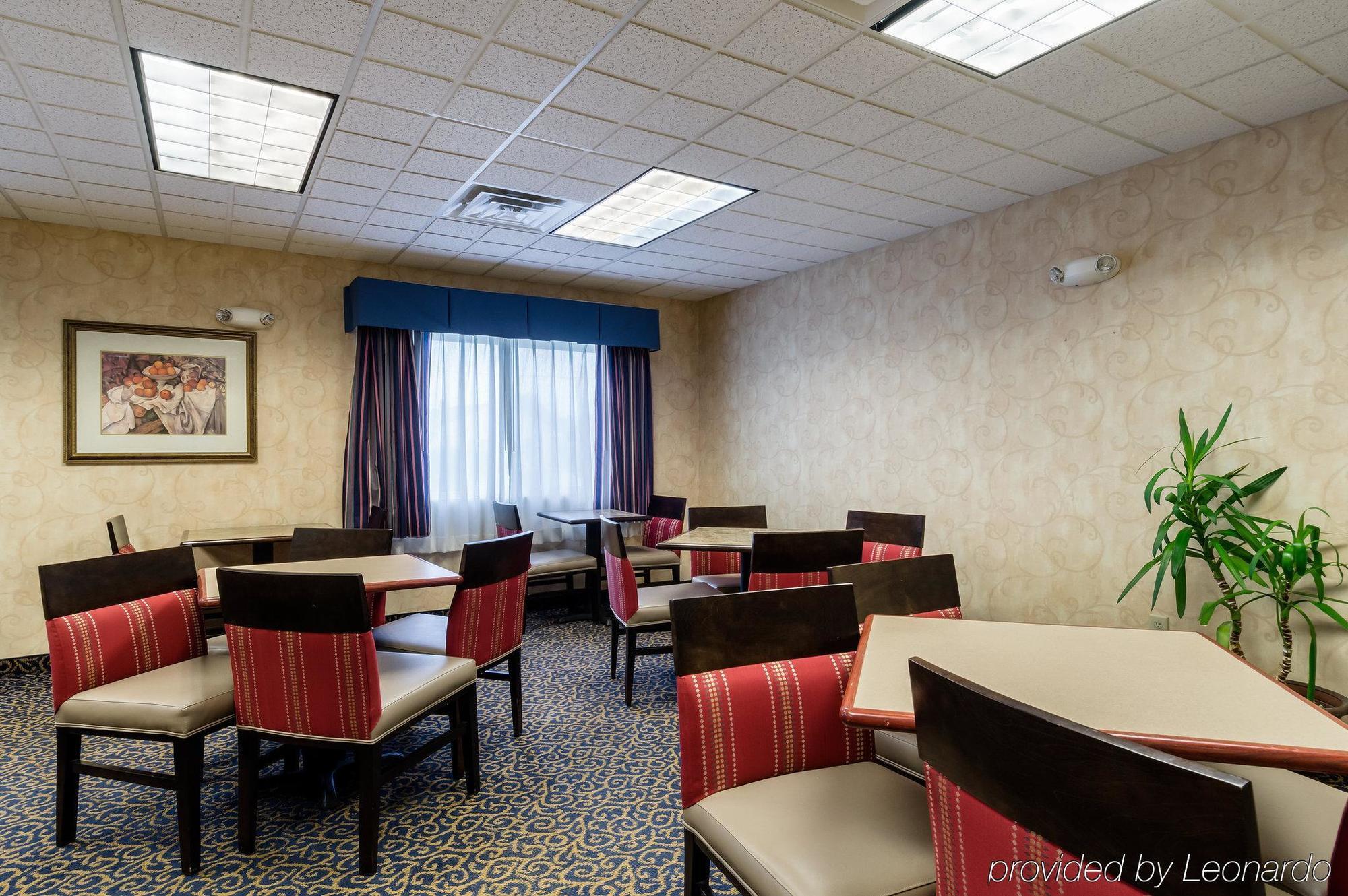 Towneplace Suites By Marriott Hadley Amherst Buitenkant foto