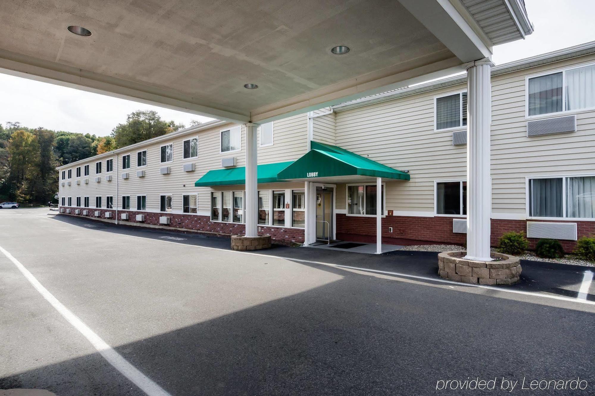 Towneplace Suites By Marriott Hadley Amherst Buitenkant foto