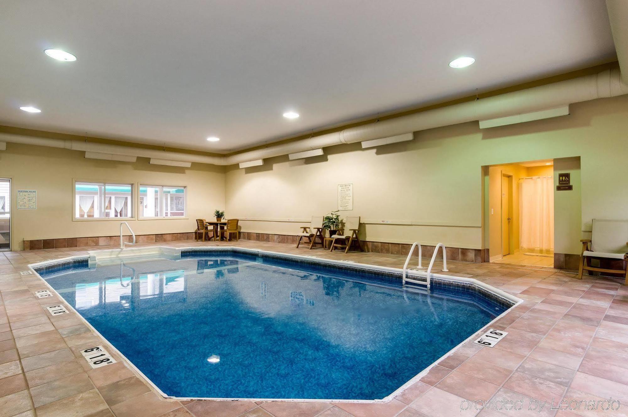 Towneplace Suites By Marriott Hadley Amherst Buitenkant foto