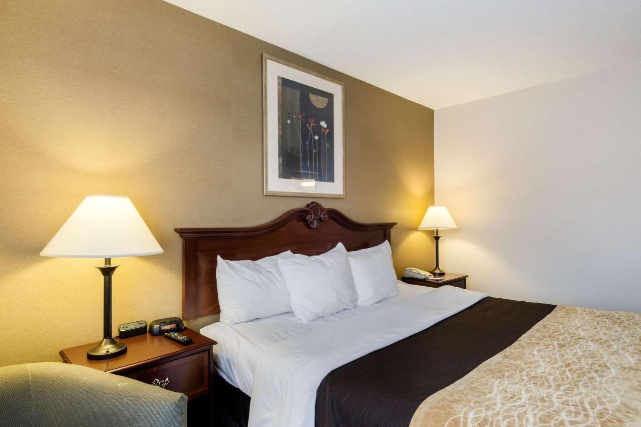 Towneplace Suites By Marriott Hadley Amherst Buitenkant foto